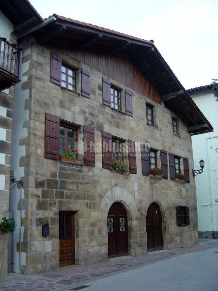 Acondicionamiento De Bajo Cubierta Para Vivienda En Ituren