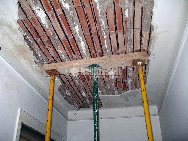 Promoció De Tres Habitatges Al Cor De Sant Andreu