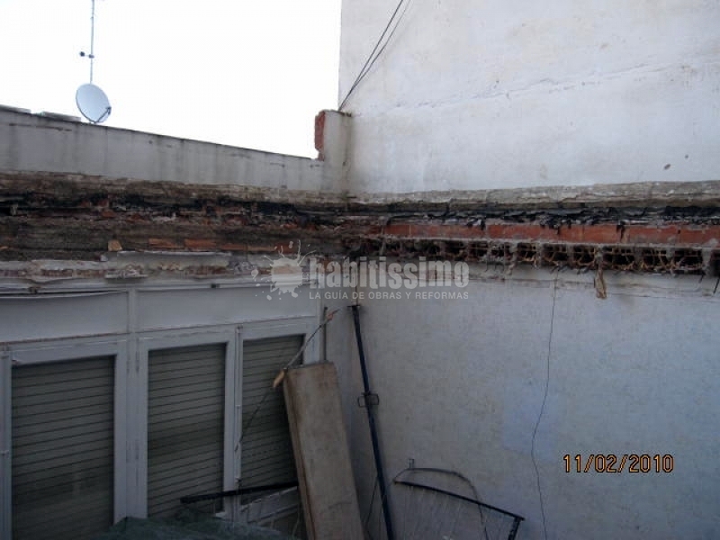 Promoció De Tres Habitatges Al Cor De Sant Andreu