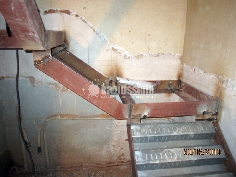 Promoció De Tres Habitatges Al Cor De Sant Andreu