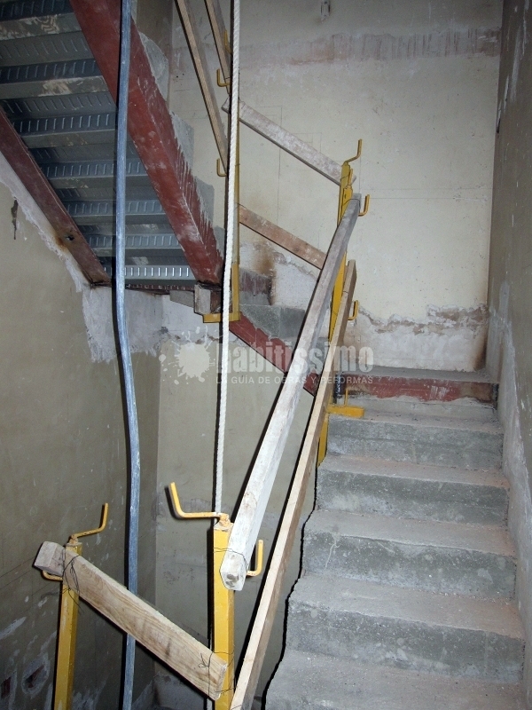 Promoció De Tres Habitatges Al Cor De Sant Andreu