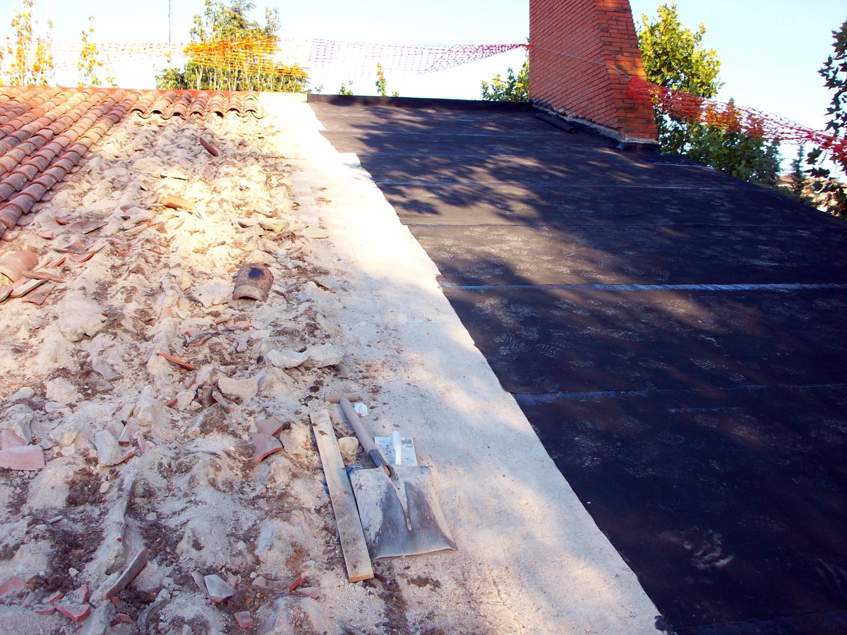 Aislamiento Térmico En Tejado Y Paramentos Interiores De Iglesia