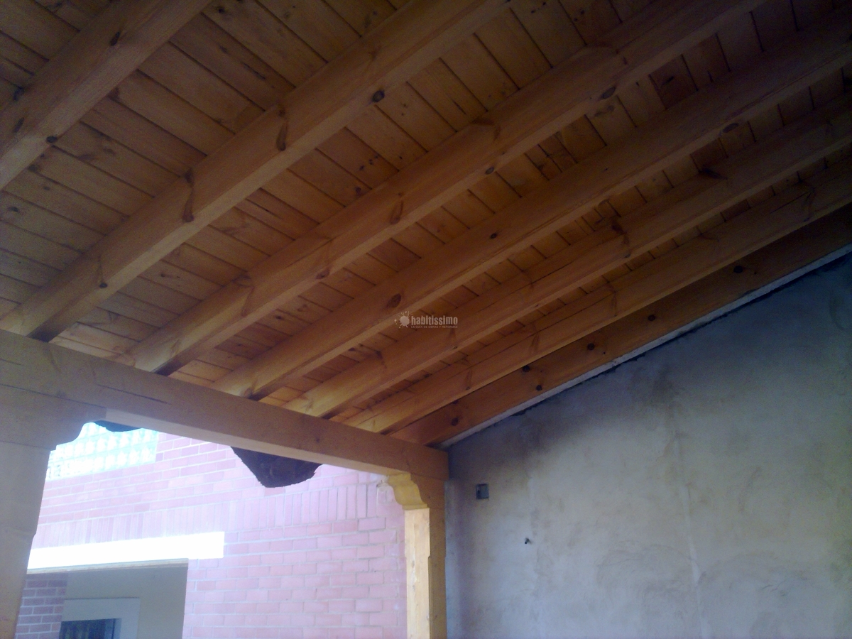 Cambio De Teja Y Construcción De Porche En Vivienda