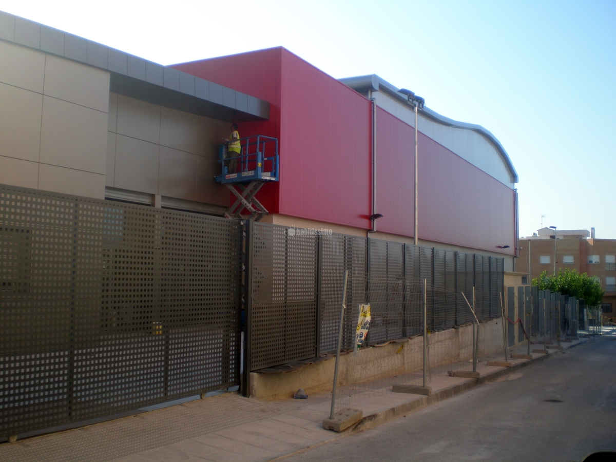 Pabellón Deportivo En Cieza