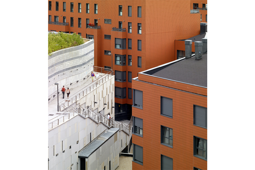 211 viviendas en Plaza del Gas Bilbao 10