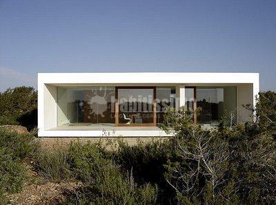 Vivienda unifamiliar aislada con piscina