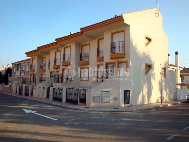 4 viviendas tipo dúplex