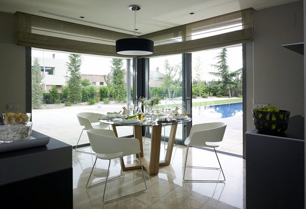 cocina combinada en aluminio, acero y cristal