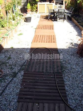 Estructura de madera y levantamiento de horno y barbacoa