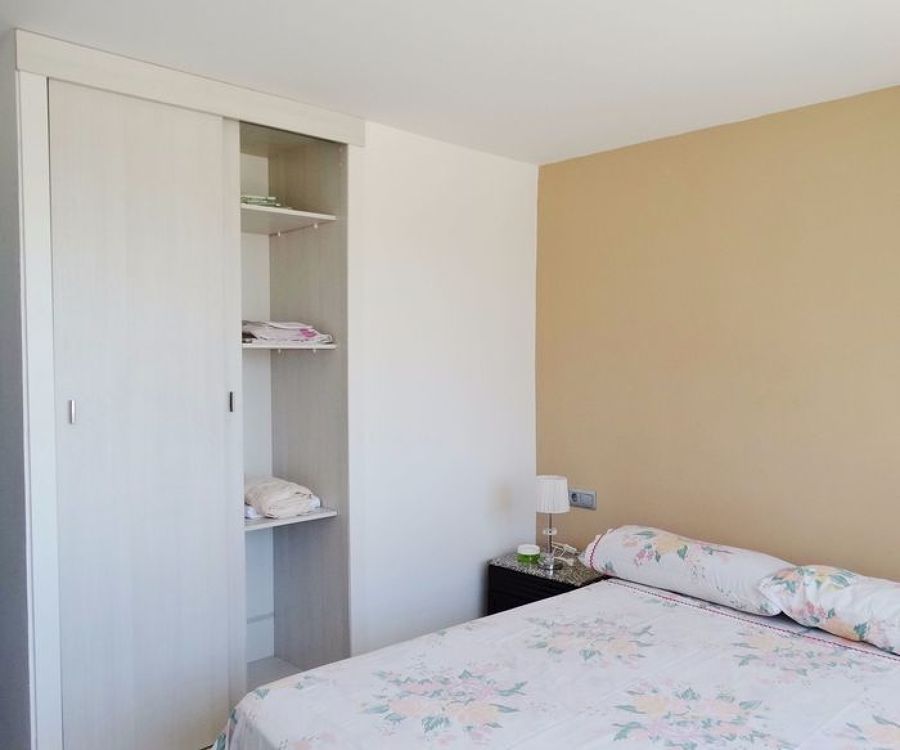 3 habitaciones con armarios empotrados a medida