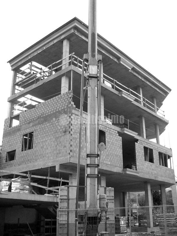 Edificio de 4 vivendas