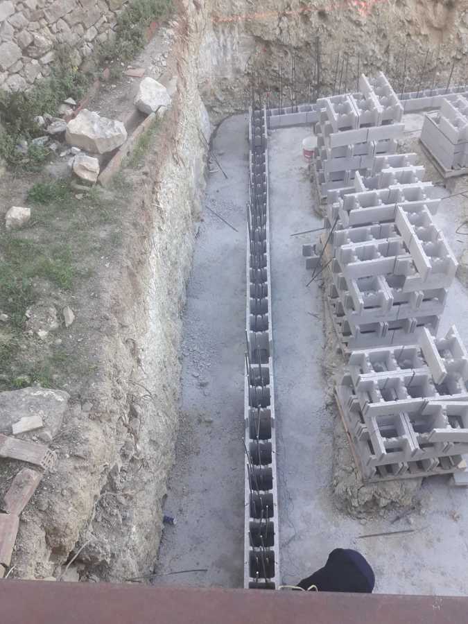 3ªFase, obra convencional en solar donde irá la casa modular