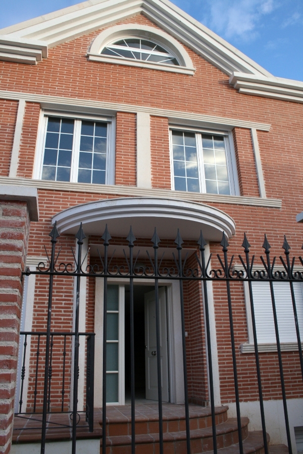 4 Villas Detalle entrada