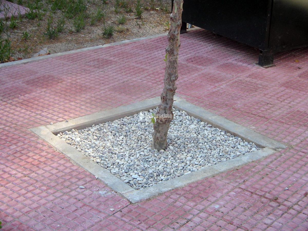 Pavimentos de caucho y alcorques