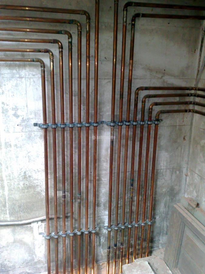 Montantes de agua Pons y Gallarza