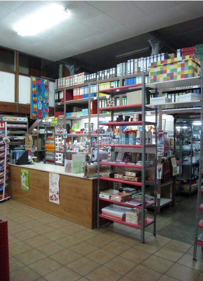 Reforma integral de la papelería Pedra paper tisora