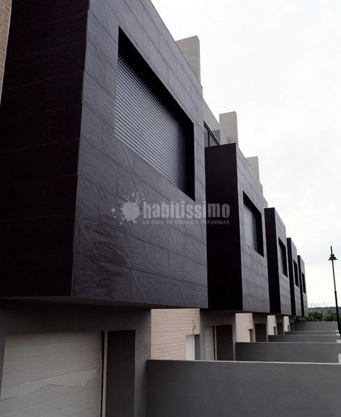 Cinco viviendas unifamiliares en Raferlguaraf