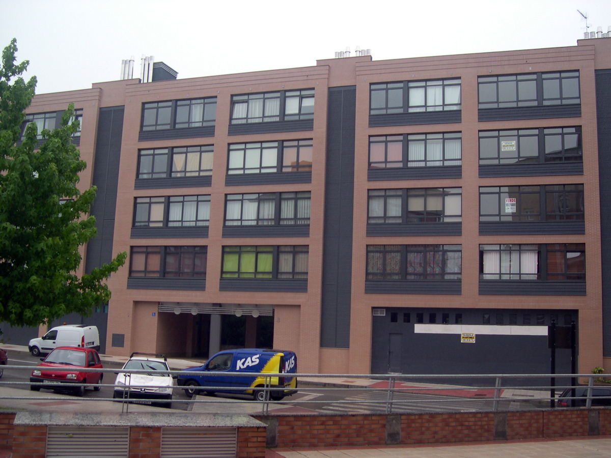 48 viviendas en la corredoria pa Urazca