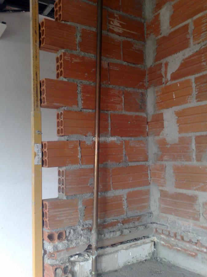 Instalacion de gas en un piso de la calle Modolell, Barcelona 