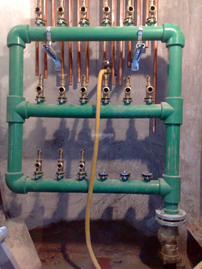 Montantes de agua Pons y Gallarza