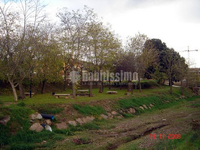 Estudio de inundabilidad de una riera junto a unas obras de urbanización