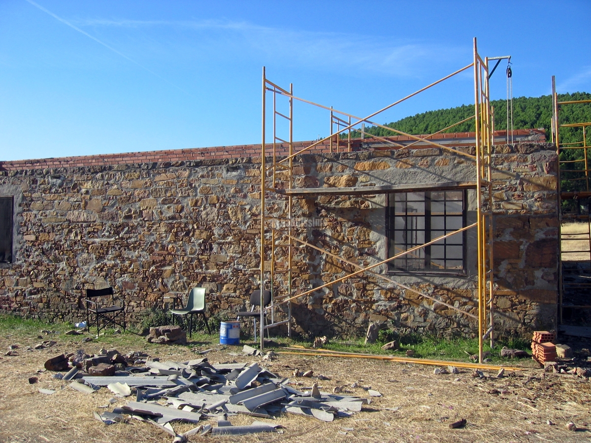 REHABILITACIÓN CASA DE CAMPO EN TOLEDO
