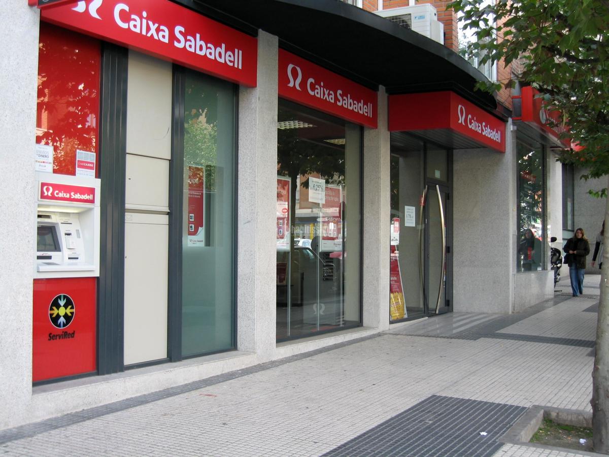 Bancos y cajas de ahorros