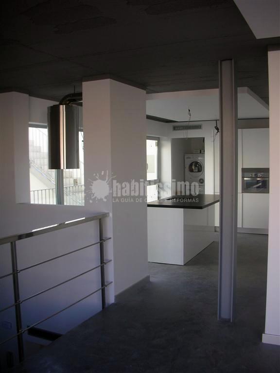 Casa tipo loft con isla central