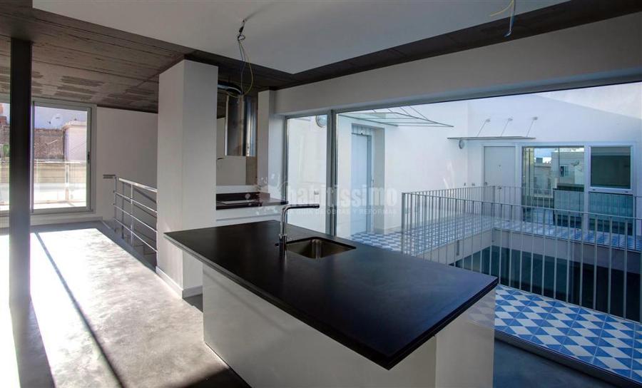 Casa tipo loft con isla central