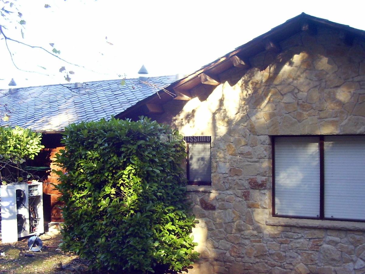 Cambio caldera gas propano por aerotemo en 'La Garrotxa'