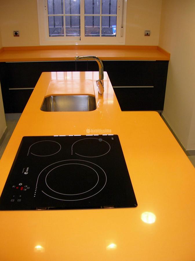 Cocina - Comedor con lavadora y secadora ocultas