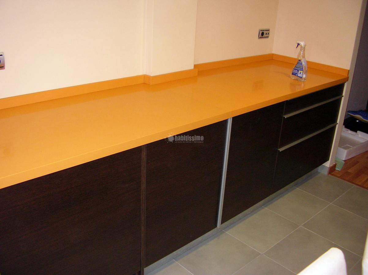 Cocina - Comedor con lavadora y secadora ocultas