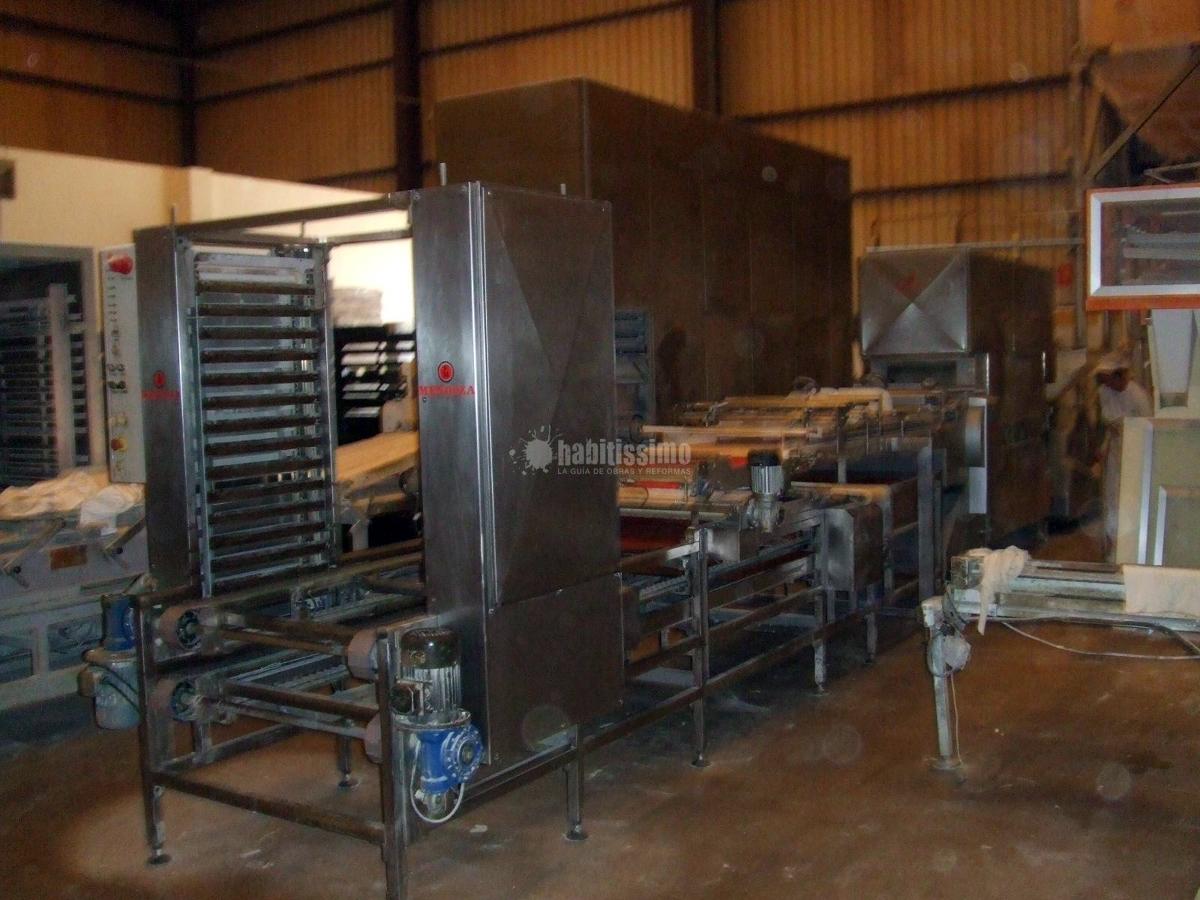 Nave industrial destinada a panificadora