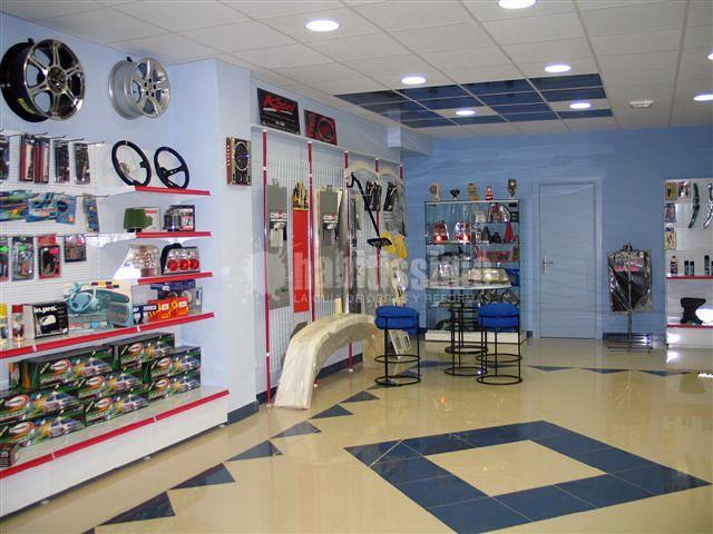 Acondicionamiento de local para tienda de Tunning en Barakaldo