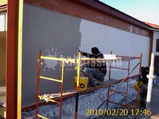 Aplicación de acabado en Acrilico STO