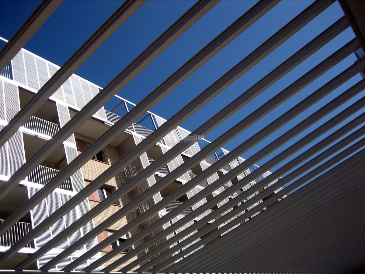 Promoción de 210 viviendas 2009-04