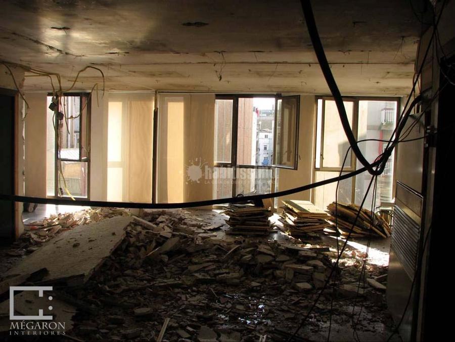 Reforma integral oficinas.