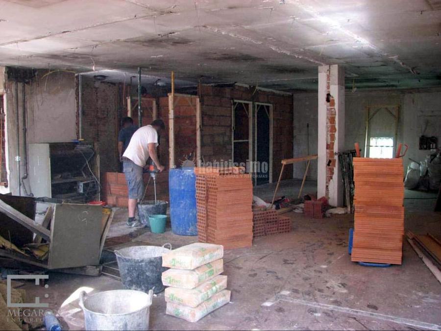 Reforma integral oficinas.