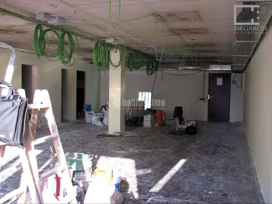 Reforma integral oficinas.