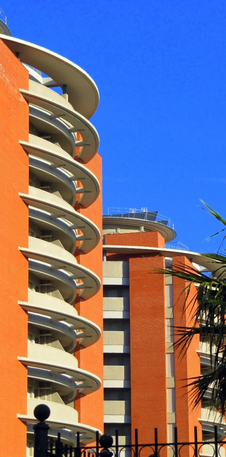 884 Vdas. de renta libre Bellavista (Sevilla) - Grupo Arenal 2.000