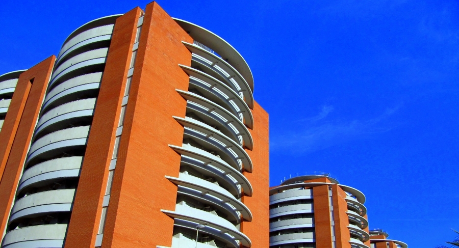 884 Vdas. de renta libre Bellavista (Sevilla) - Grupo Arenal 2.000