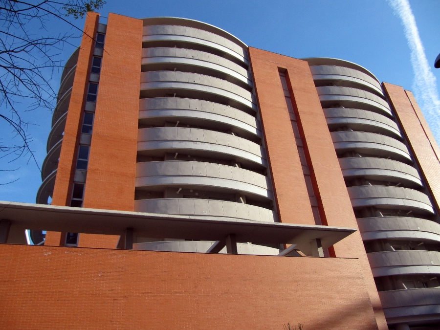 884 Vdas. de renta libre Bellavista (Sevilla) - Grupo Arenal 2.000