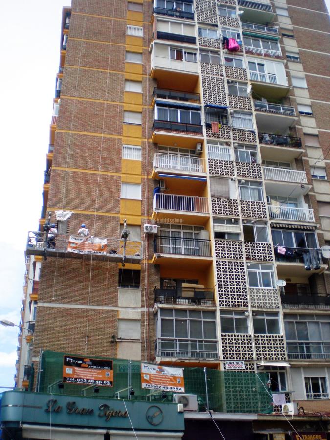 Comunidad de Propietarios calle Amadeo Vives 