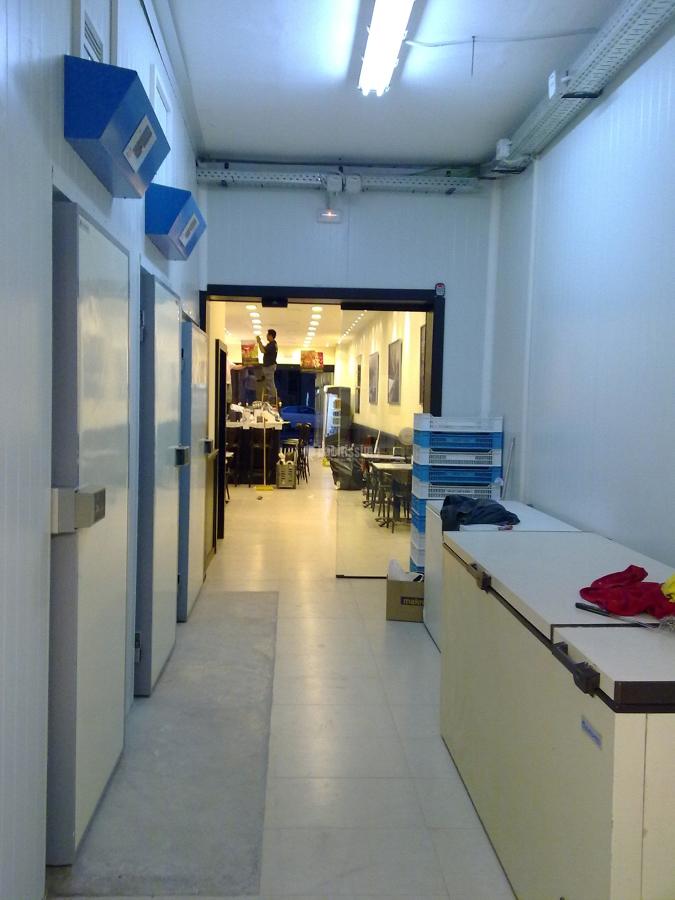 Reforma locales comerciales panaderías degustación Artesano Fabra i Puig 252  Barcelona