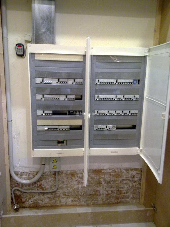 Reforma locales comerciales panaderías degustación Artesano Fabra i Puig 252  Barcelona