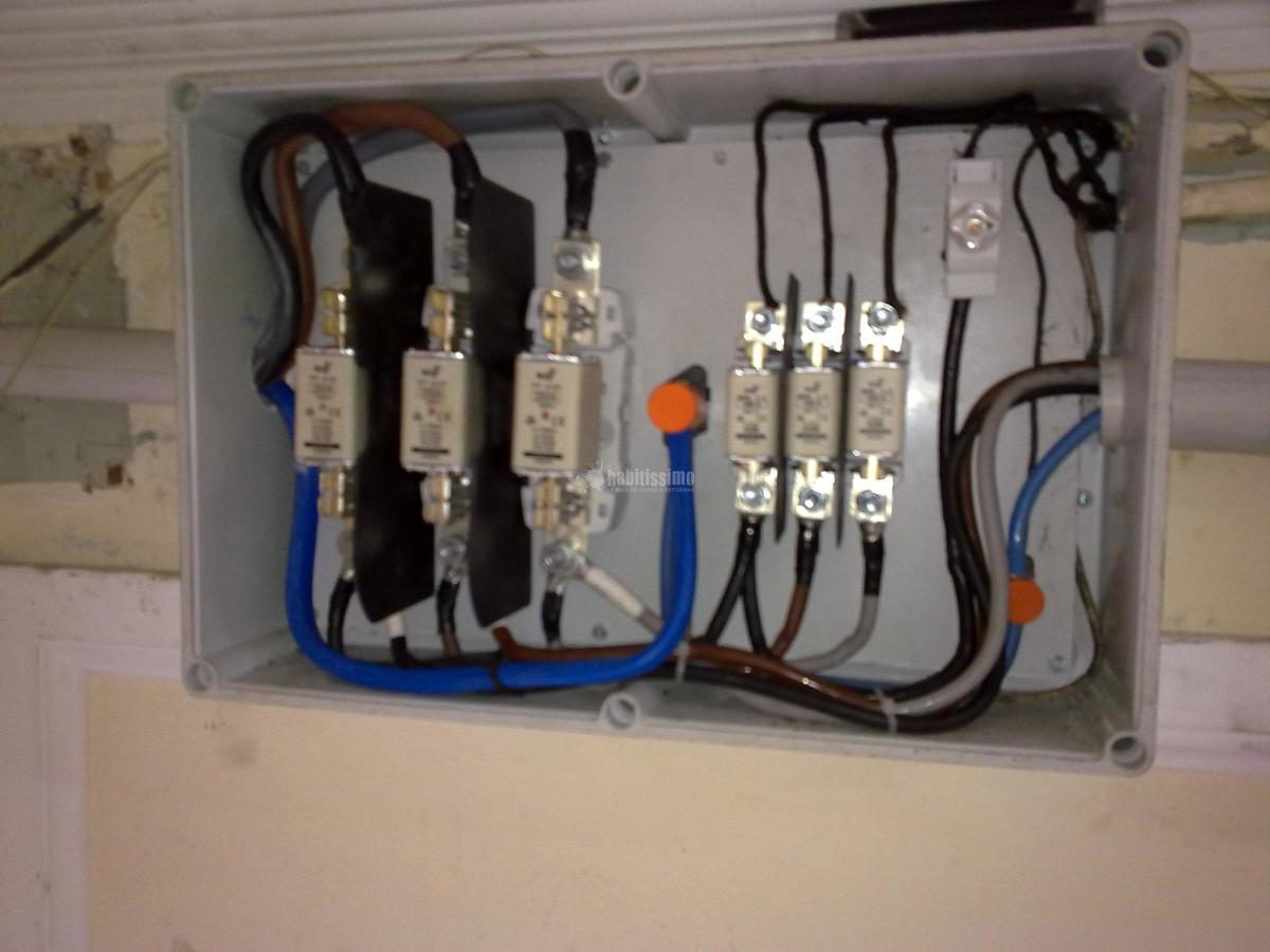 Reforma locales comerciales panaderías degustación Artesano Fabra i Puig 252  Barcelona