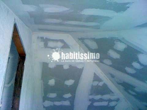 Falso techo Pladur cuatro aguas y velux