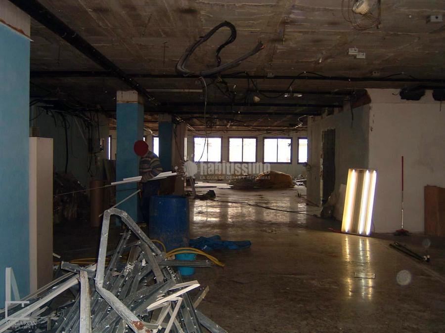 Reforma integral oficinas.