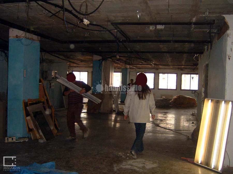 Reforma integral oficinas.