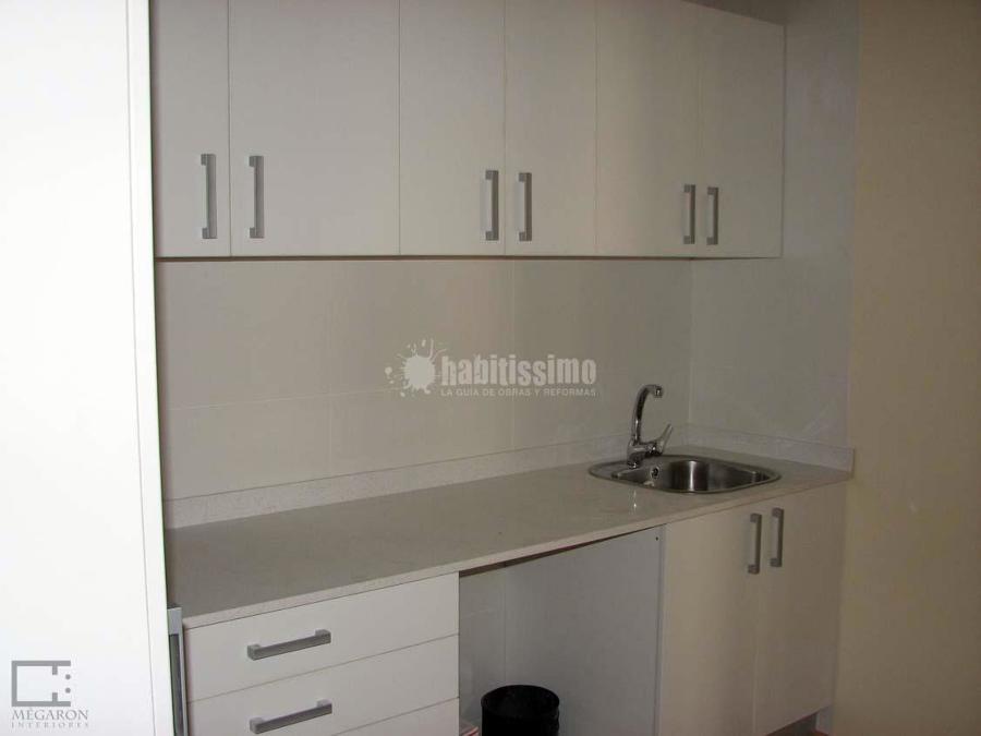 Reforma integral oficinas.